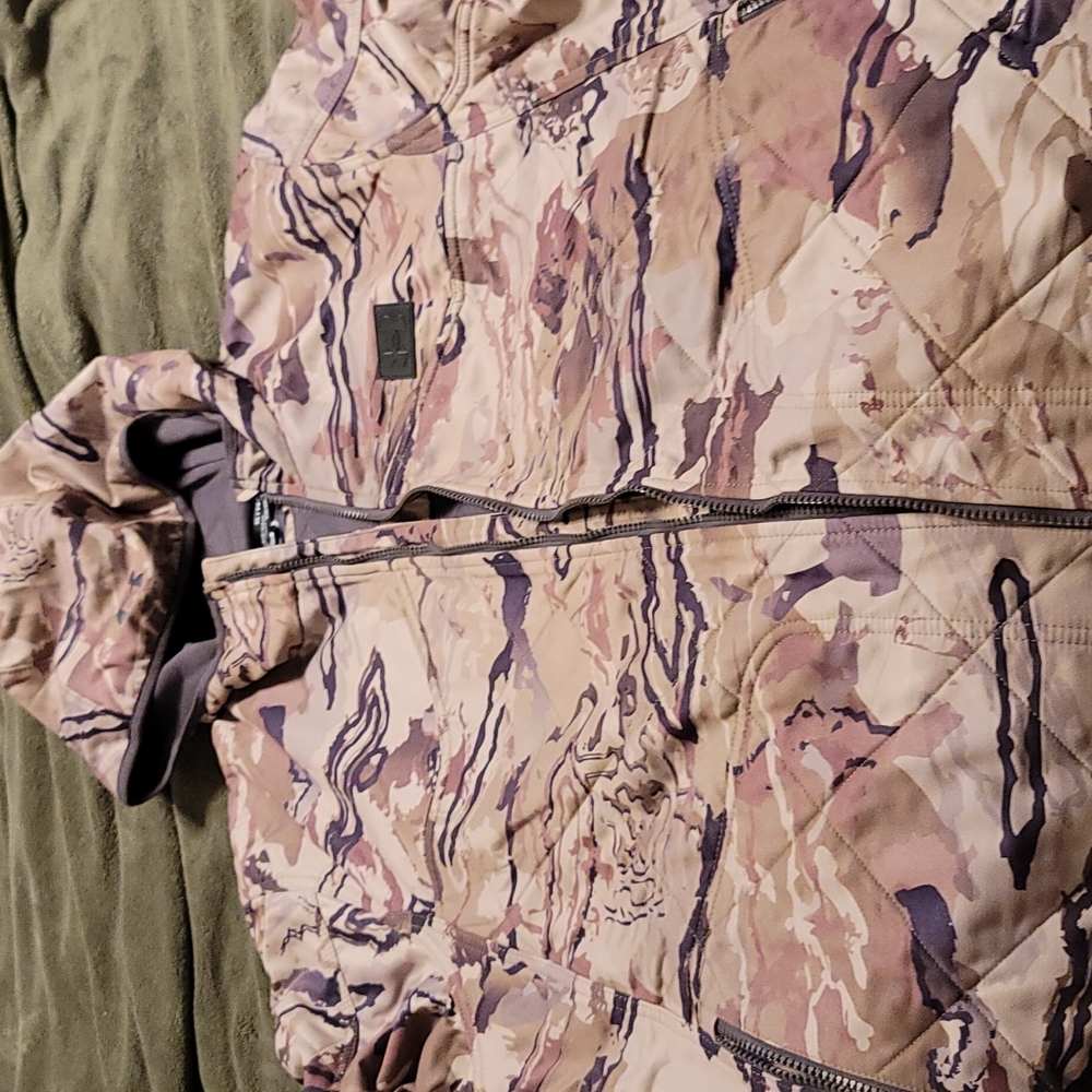New with tags Under Armour Storm mid season jacket